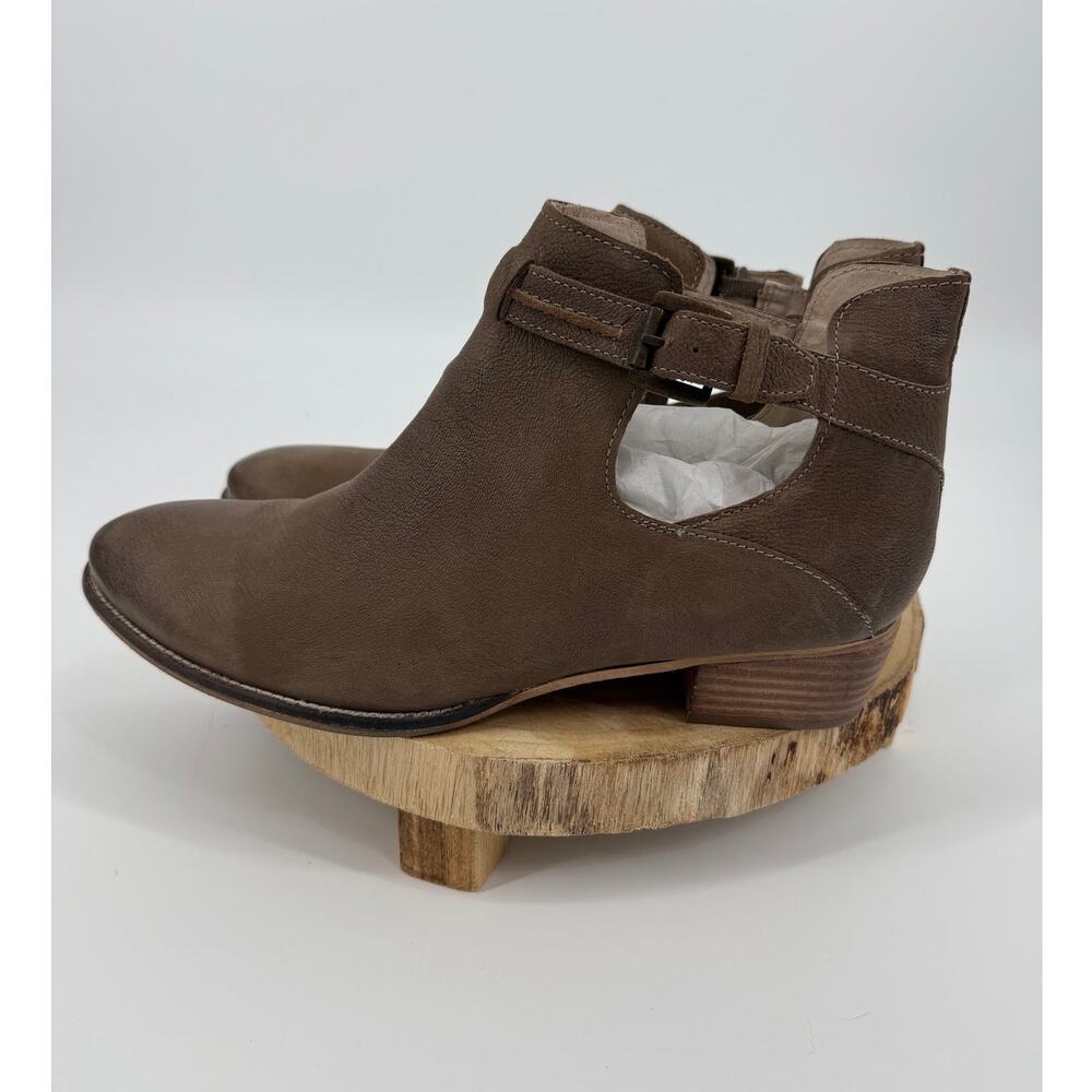 Seychelles Tourmaline Booties SZ 11 Tan Side Cutouts adjustable Block Heel Boho